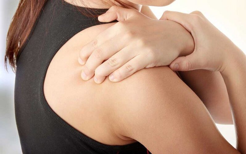 bizkarretik sorbalda azpian mina